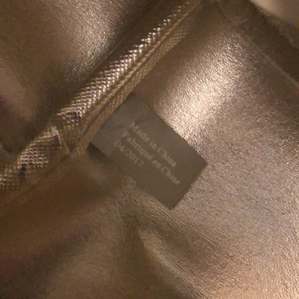 Victoria’s Secret Tote with Pouch - Picture 9 of 17